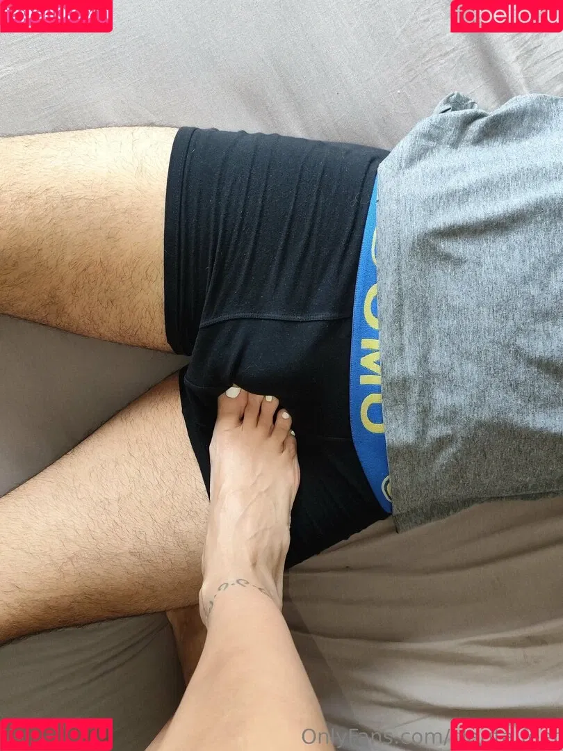 clarita.feet / visitsantaclarita Onlyfans Photo Gallery 