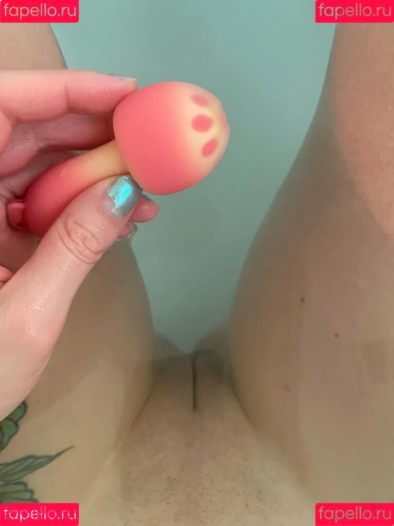 lanareid10 / lanareidishere Onlyfans Photo Gallery 