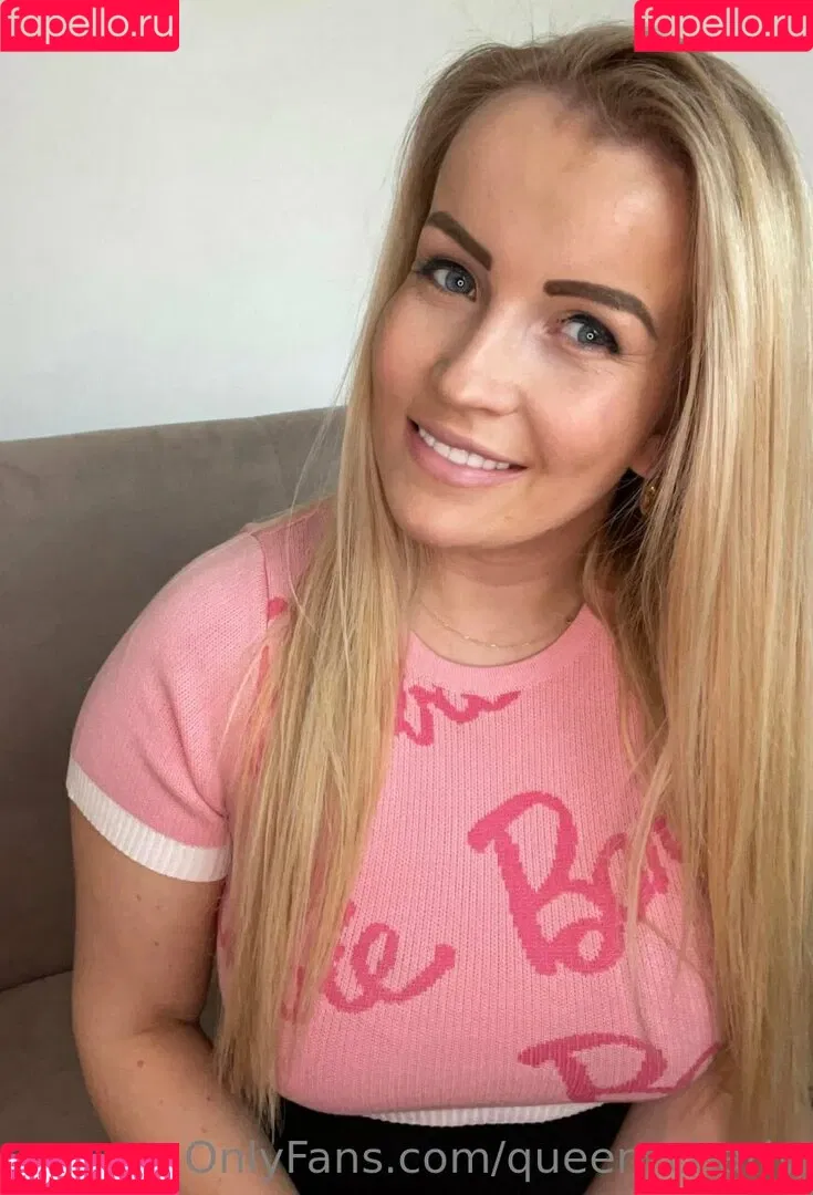 queen_charly / thequeencharly Onlyfans Photo Gallery 