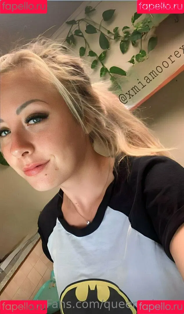 queen_charly / thequeencharly Onlyfans Photo Gallery 