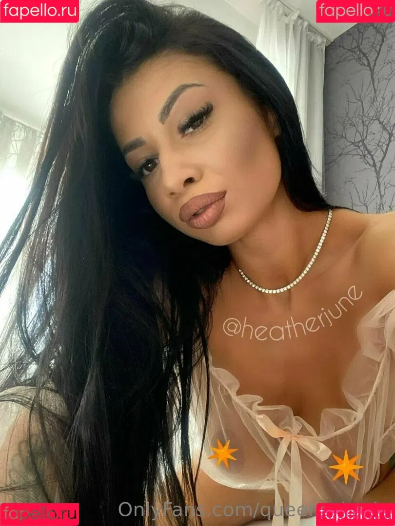 queen_charly / thequeencharly Onlyfans Photo Gallery 