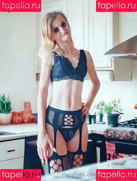 queen_charly / thequeencharly Onlyfans Photo Gallery 