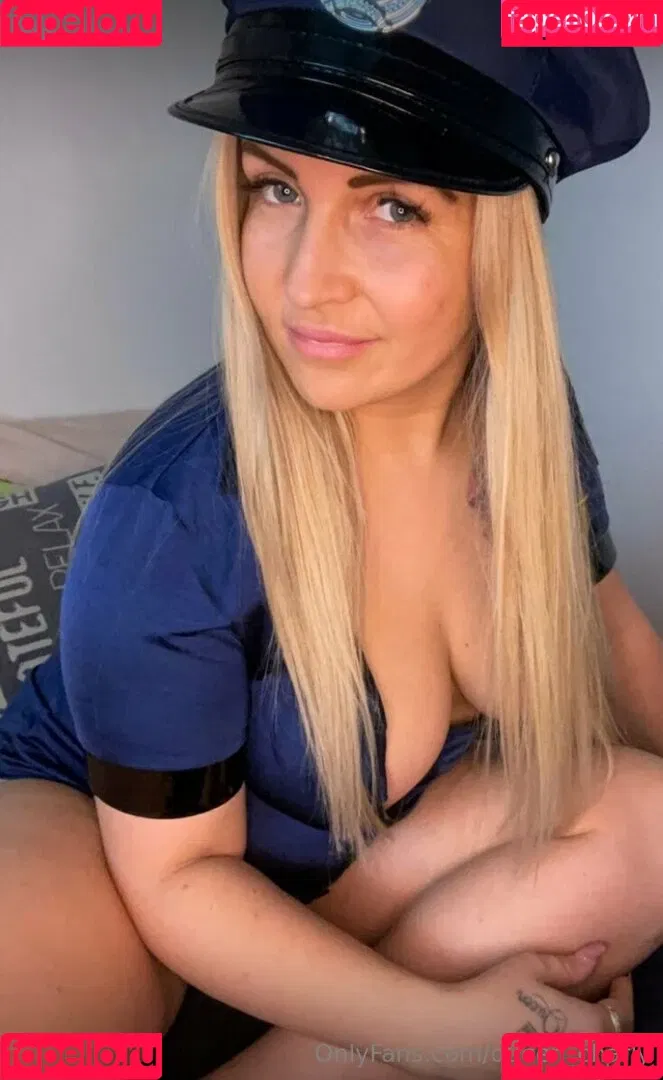 queen_charly / thequeencharly Onlyfans Photo Gallery 