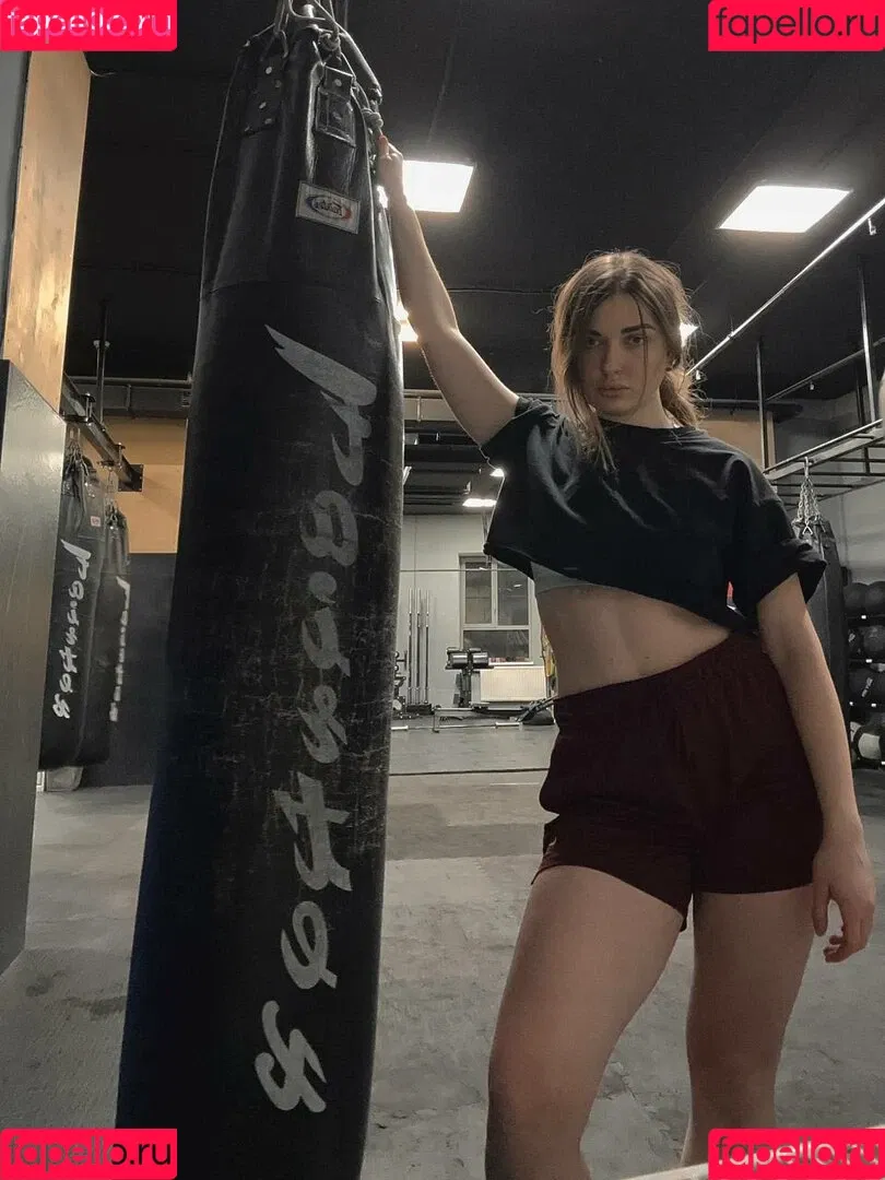 Ahrinyan / Arina Berdnikova / nyasharisha Onlyfans Photo Gallery 