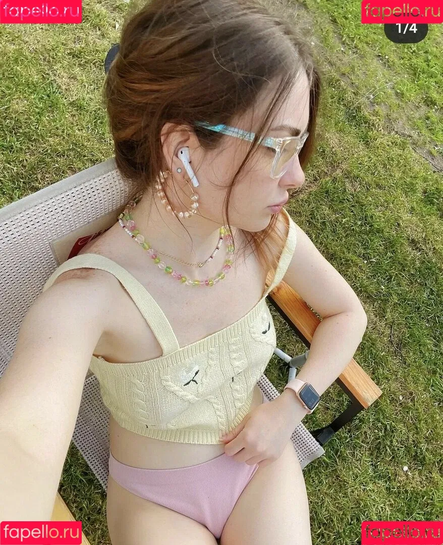 Ahrinyan / Arina Berdnikova / nyasharisha Onlyfans Photo Gallery 