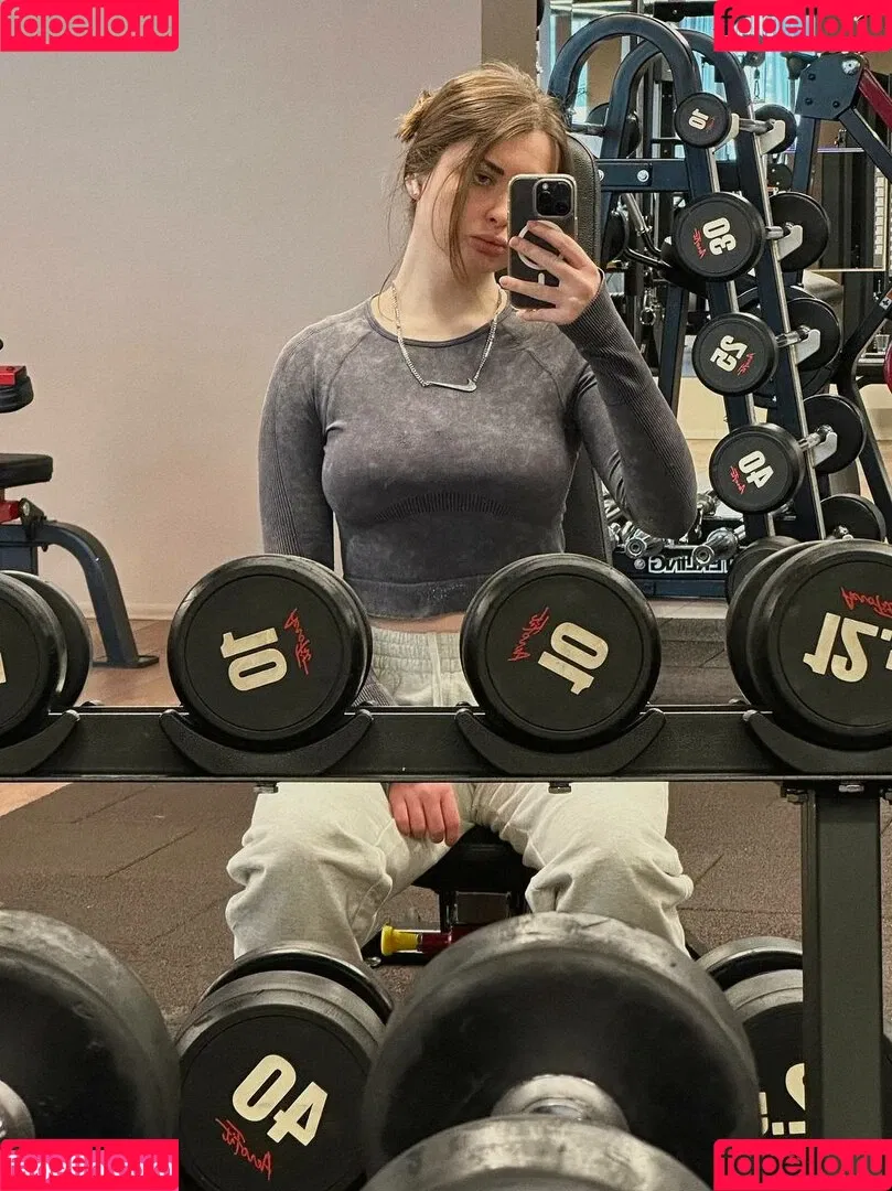 Ahrinyan / Arina Berdnikova / nyasharisha Onlyfans Photo Gallery 
