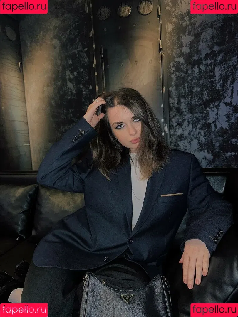 Ahrinyan / Arina Berdnikova / nyasharisha Onlyfans Photo Gallery 