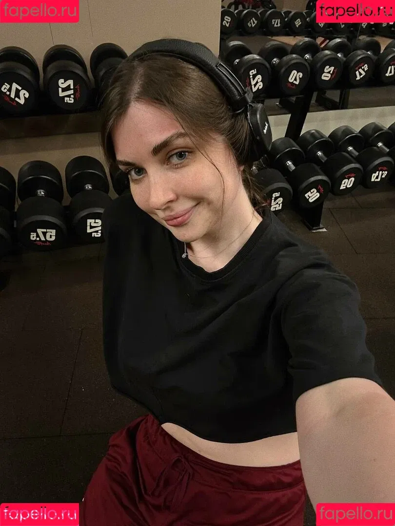 Ahrinyan / Arina Berdnikova / nyasharisha Onlyfans Photo Gallery 
