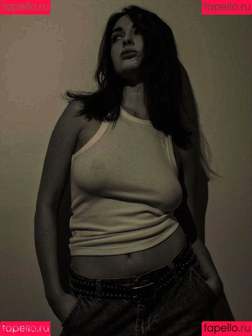 Ahrinyan / Arina Berdnikova / nyasharisha Onlyfans Photo Gallery 