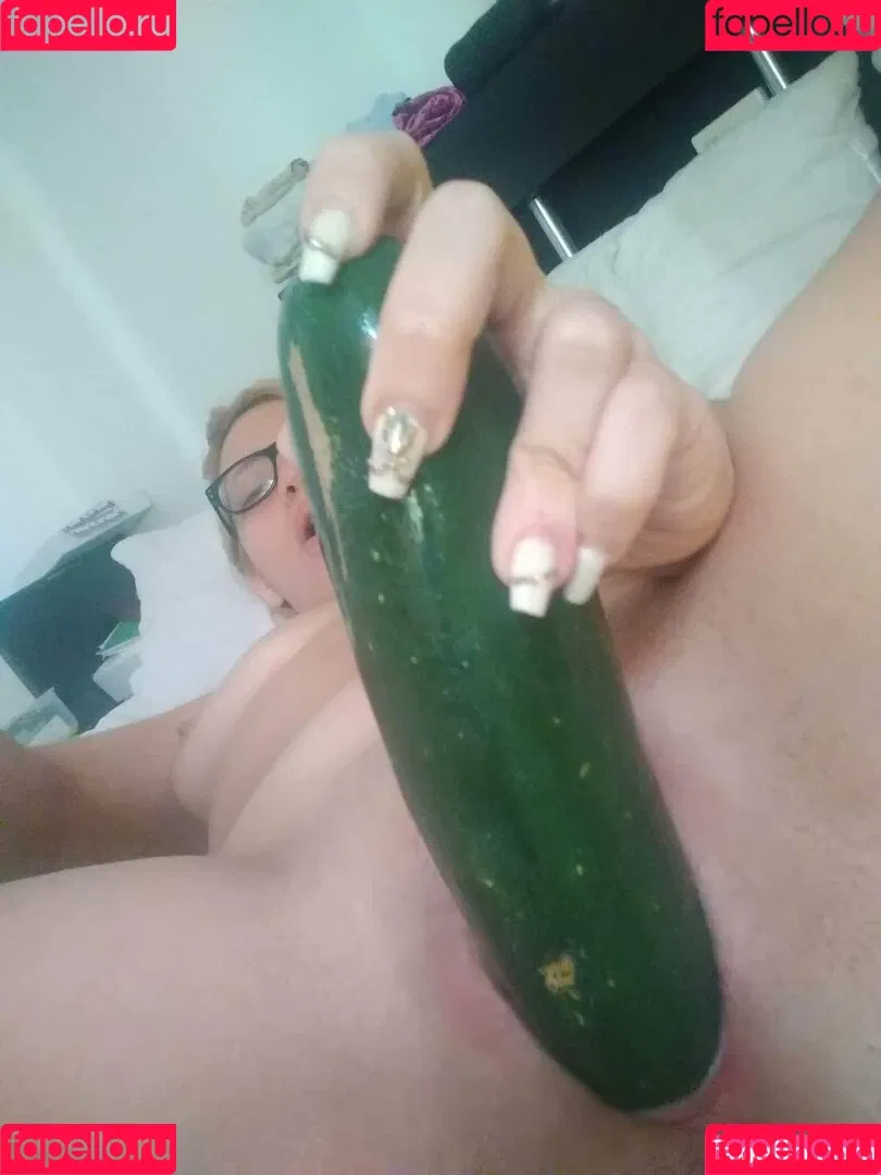 menottiii___ / menottikathi Onlyfans Photo Gallery 