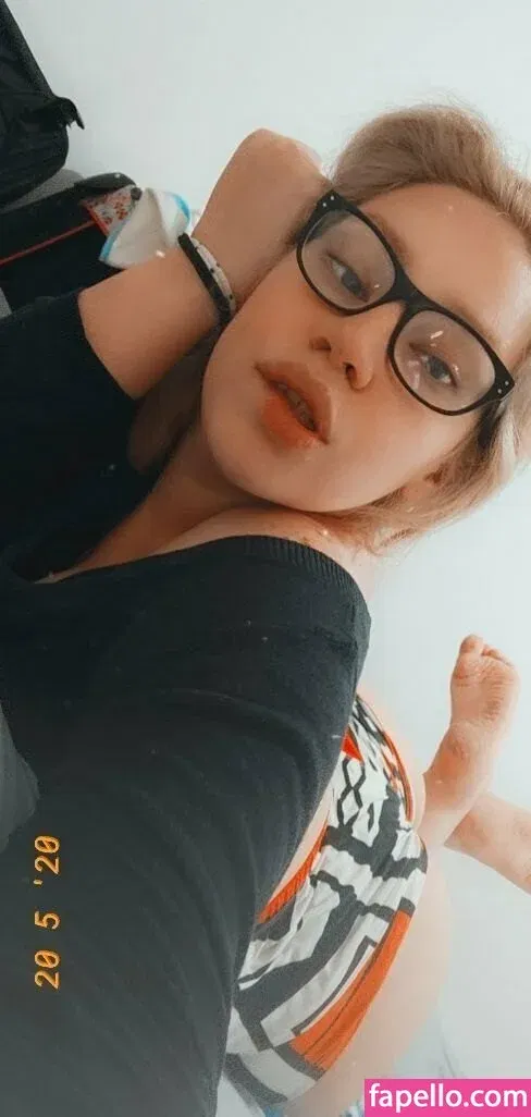 menottiii___ / menottikathi Onlyfans Photo Gallery 