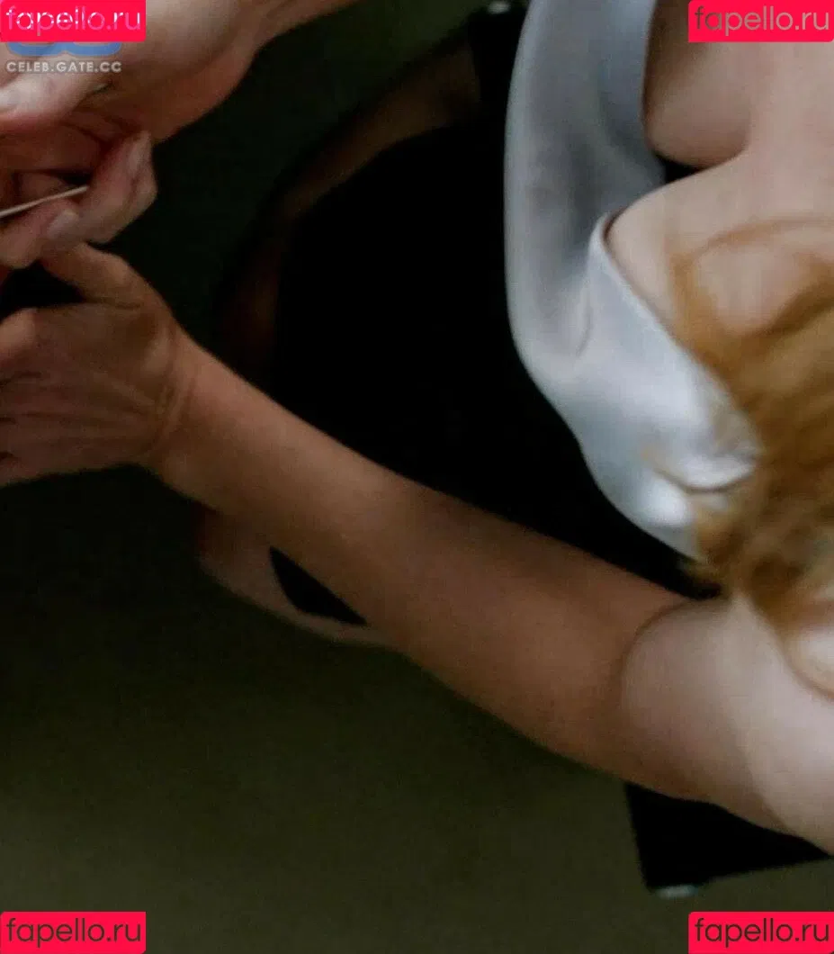 Sarah Rafferty / iamsarahgrafferty Onlyfans Photo Gallery 