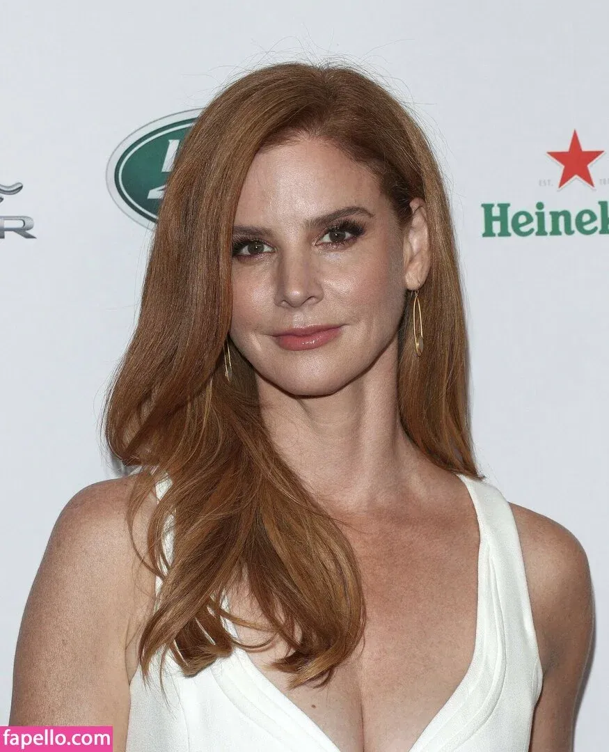 Sarah Rafferty / iamsarahgrafferty Onlyfans Photo Gallery 