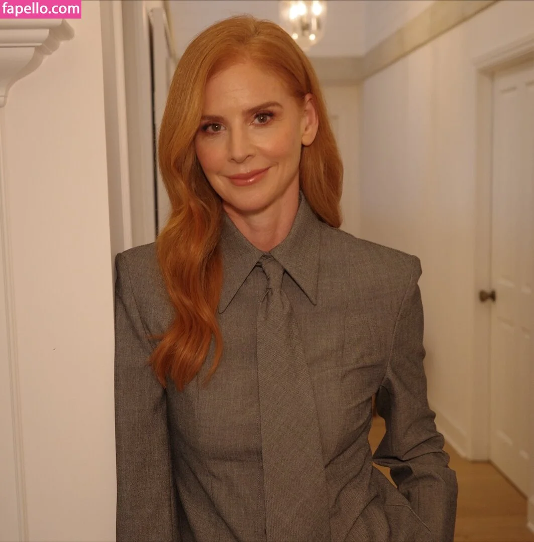 Sarah Rafferty / iamsarahgrafferty Onlyfans Photo Gallery 