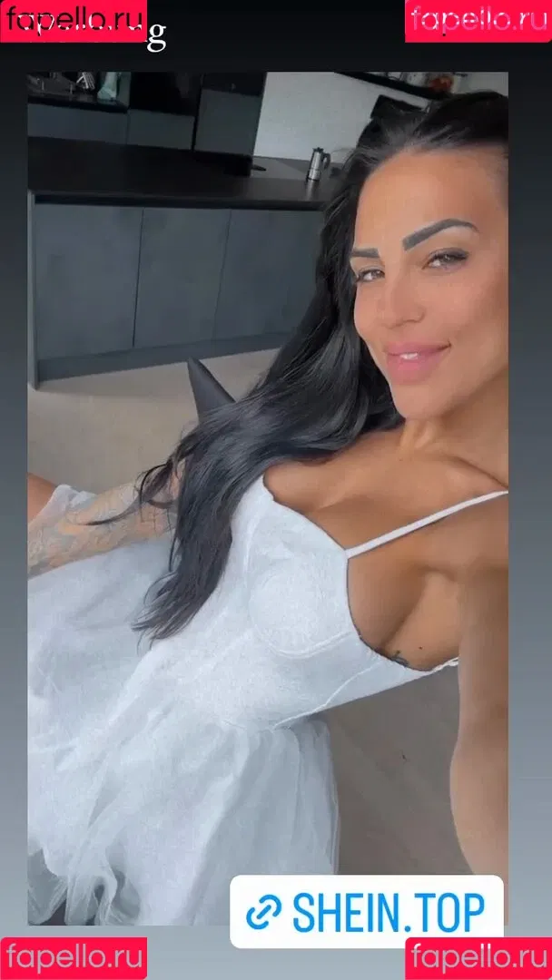 Elena Miras / elena_miras Onlyfans Photo Gallery 