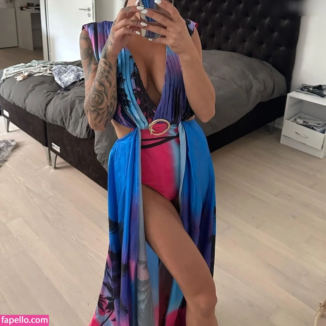 Elena Miras / elena_miras Onlyfans Photo Gallery 