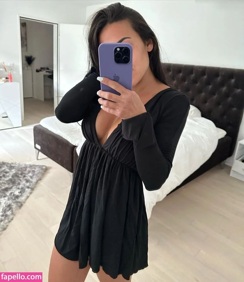 Elena Miras / elena_miras Onlyfans Photo Gallery 