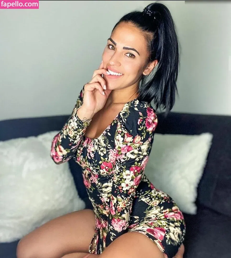 Elena Miras / elena_miras Onlyfans Photo Gallery 