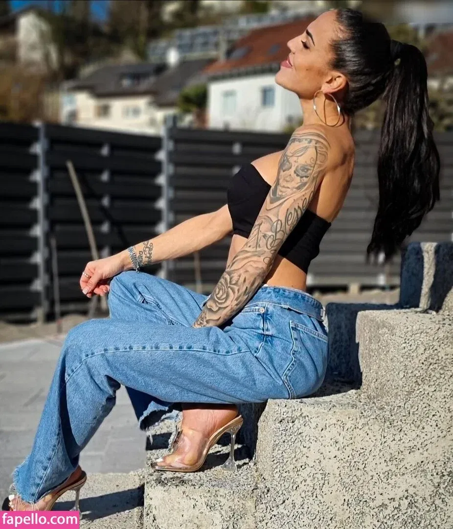 Elena Miras / elena_miras Onlyfans Photo Gallery 