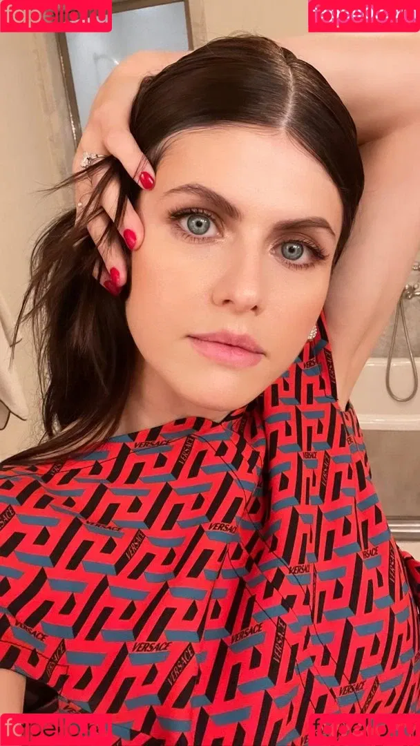Alexandra Daddario / alexandradaddario Onlyfans Photo Gallery 