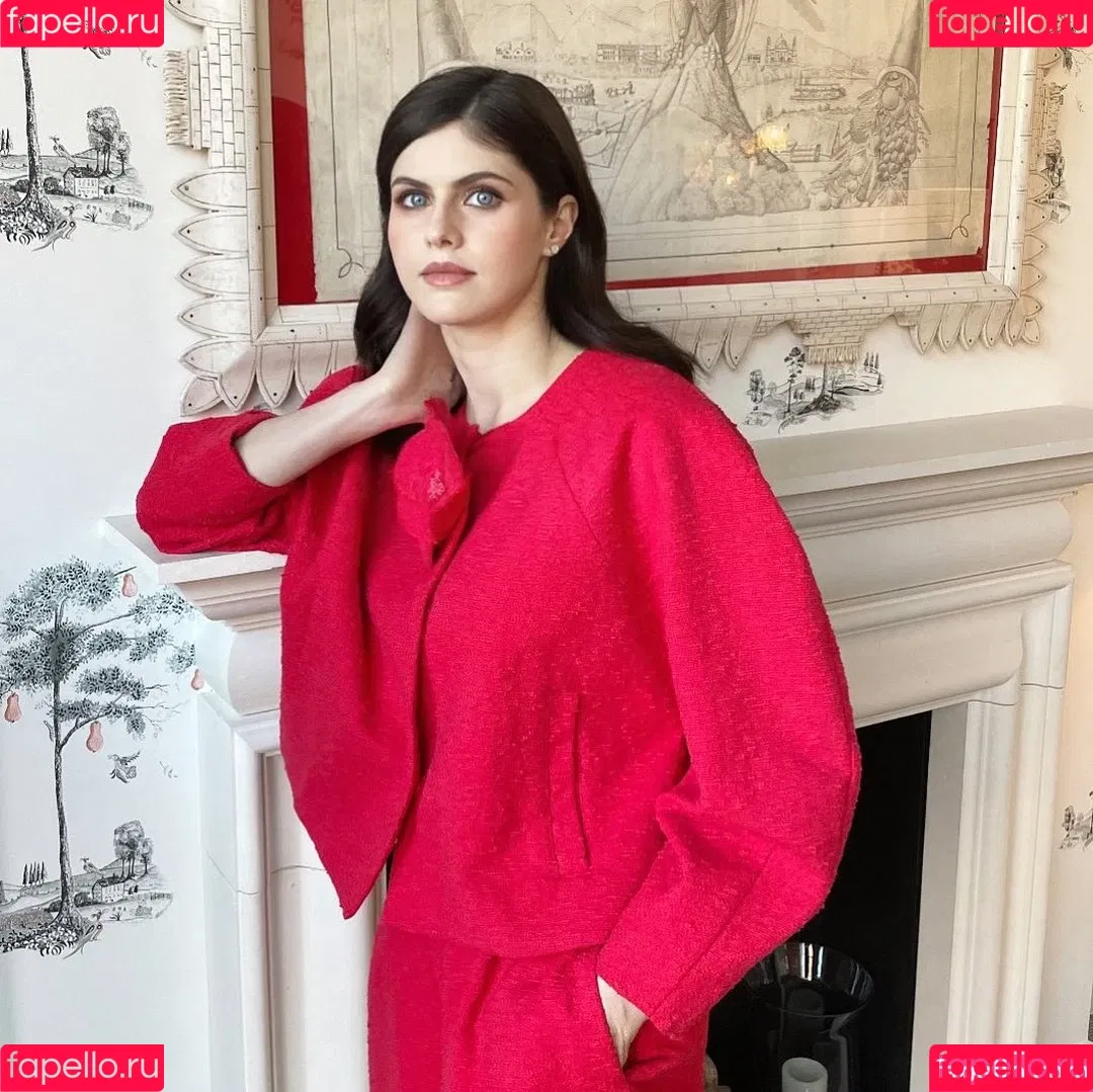Alexandra Daddario / alexandradaddario Onlyfans Photo Gallery 