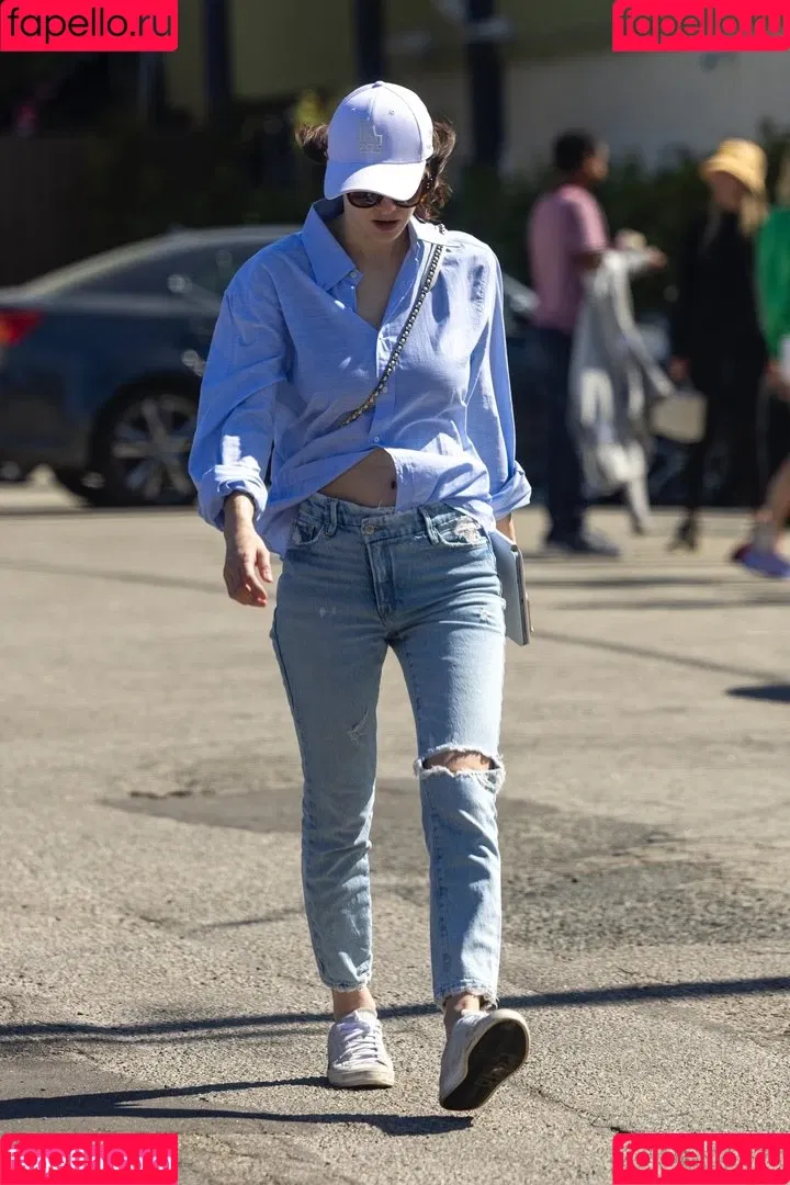 Alexandra Daddario / alexandradaddario Onlyfans Photo Gallery 