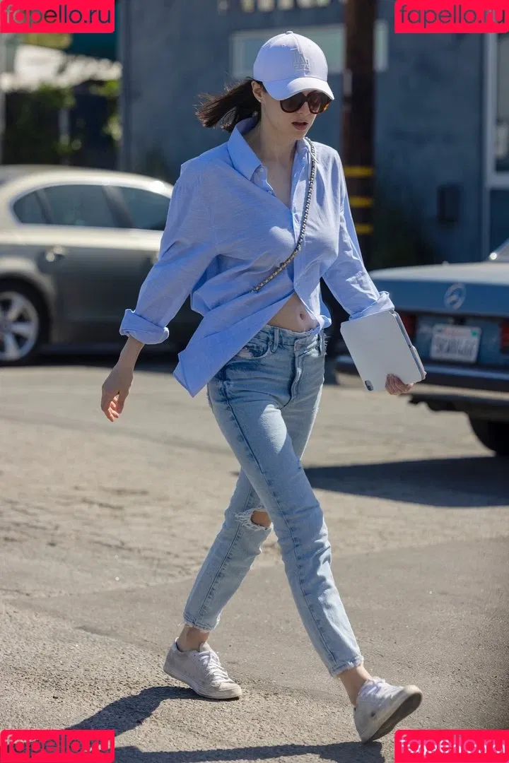 Alexandra Daddario / alexandradaddario Onlyfans Photo Gallery 