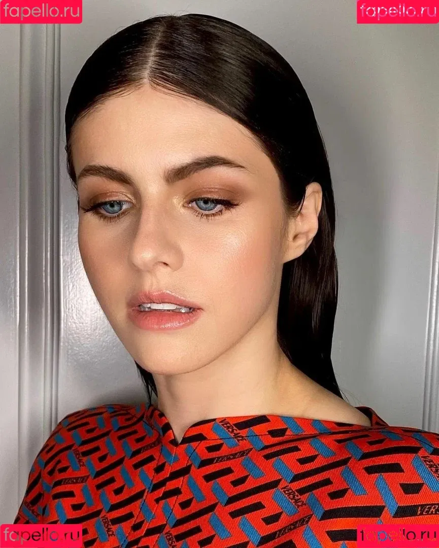 Alexandra Daddario / alexandradaddario Onlyfans Photo Gallery 