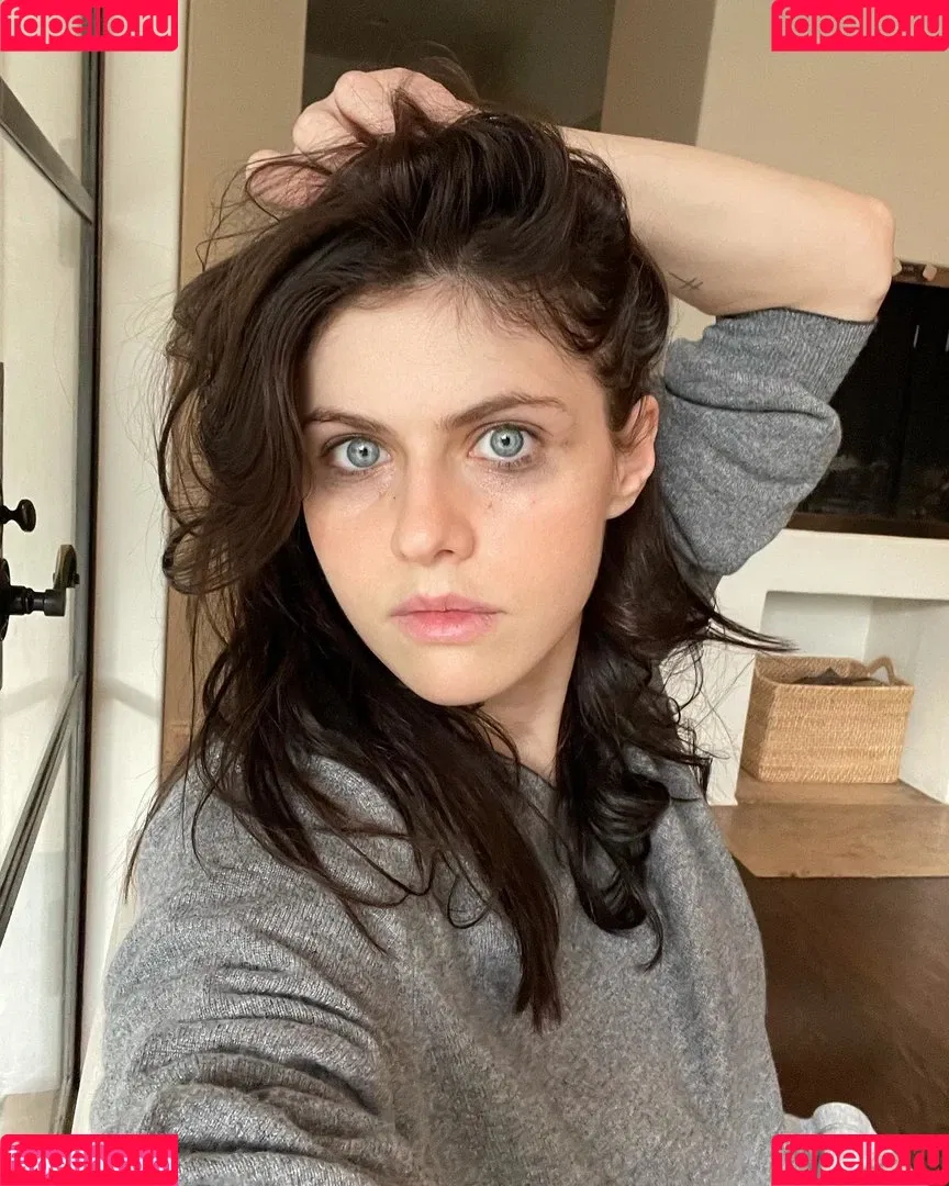 Alexandra Daddario / alexandradaddario Onlyfans Photo Gallery 