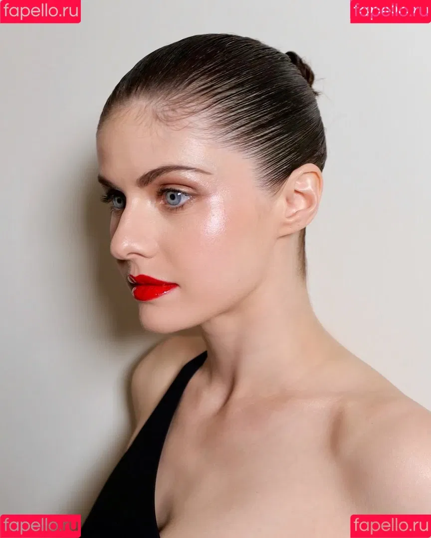 Alexandra Daddario / alexandradaddario Onlyfans Photo Gallery 