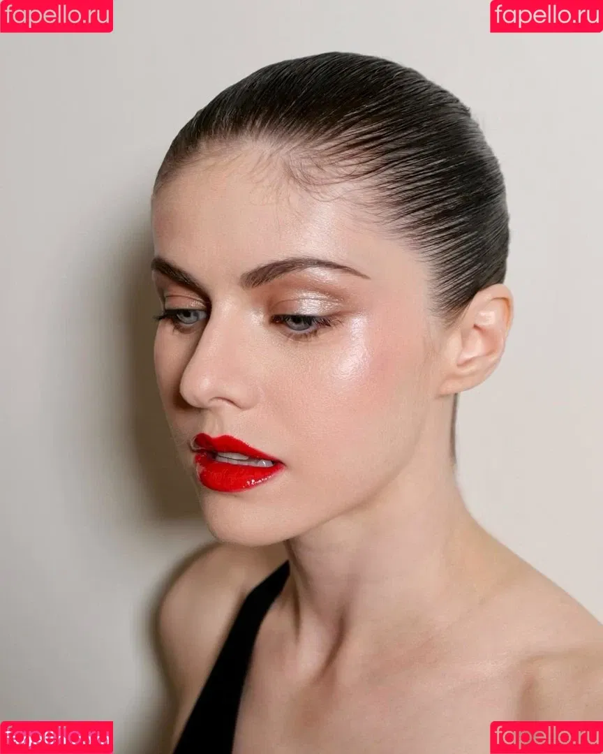 Alexandra Daddario / alexandradaddario Onlyfans Photo Gallery 