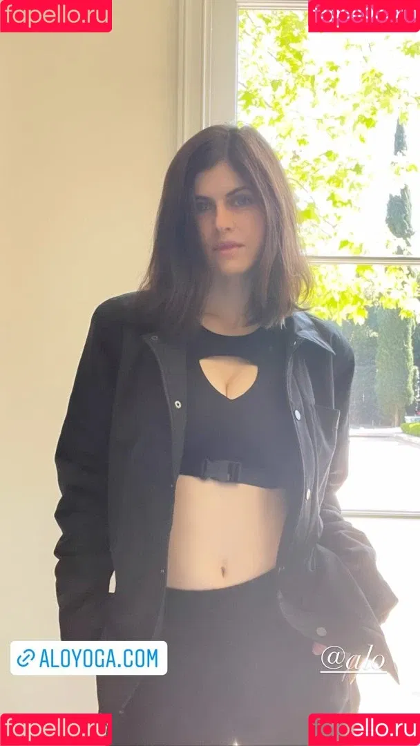 Alexandra Daddario / alexandradaddario Onlyfans Photo Gallery 
