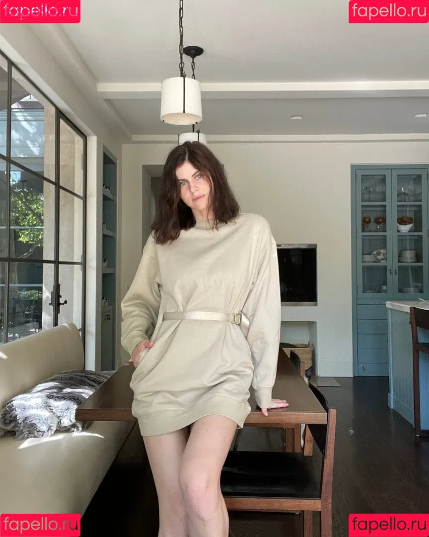 Alexandra Daddario / alexandradaddario Onlyfans Photo Gallery 