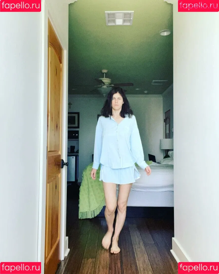 Alexandra Daddario / alexandradaddario Onlyfans Photo Gallery 