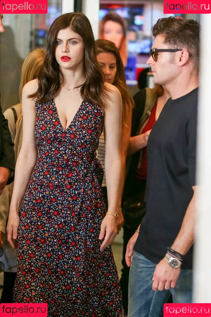 Alexandra Daddario / alexandradaddario Onlyfans Photo Gallery 