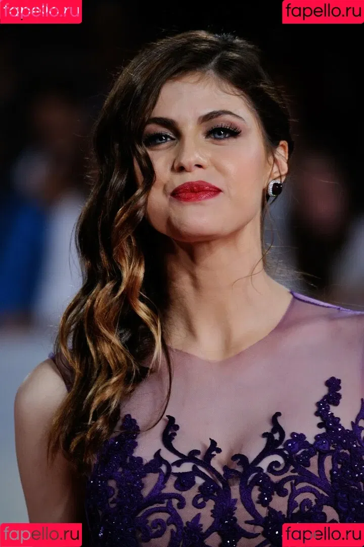 Alexandra Daddario / alexandradaddario Onlyfans Photo Gallery 