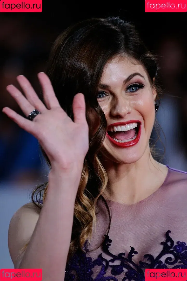 Alexandra Daddario / alexandradaddario Onlyfans Photo Gallery 