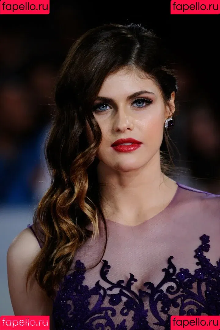 Alexandra Daddario / alexandradaddario Onlyfans Photo Gallery 