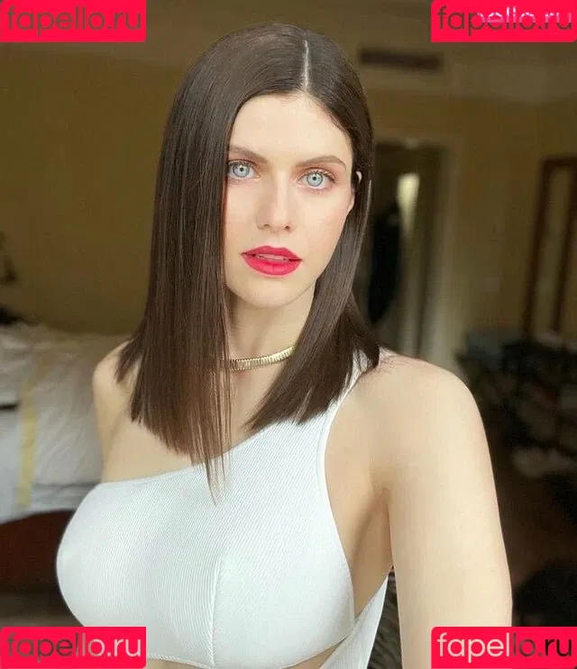 Alexandra Daddario / alexandradaddario Onlyfans Photo Gallery 