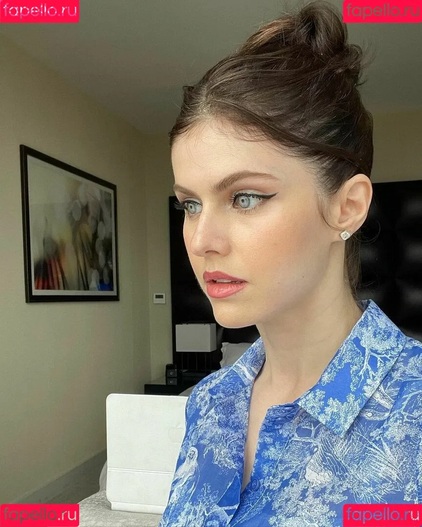 Alexandra Daddario / alexandradaddario Onlyfans Photo Gallery 