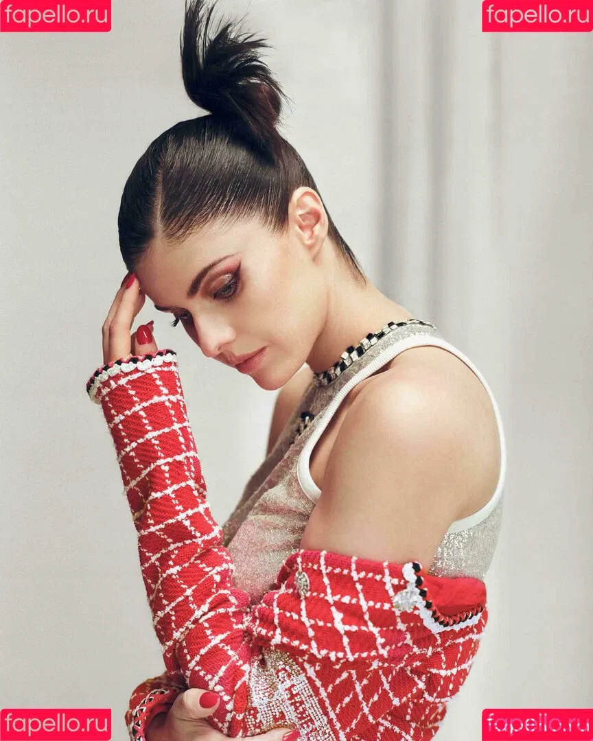 Alexandra Daddario / alexandradaddario Onlyfans Photo Gallery 
