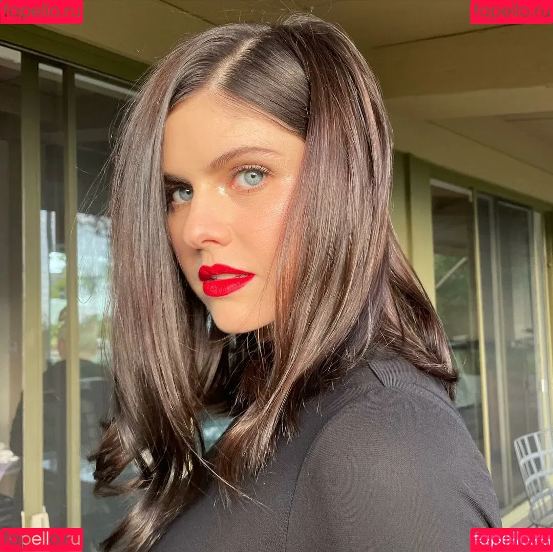 Alexandra Daddario / alexandradaddario Onlyfans Photo Gallery 