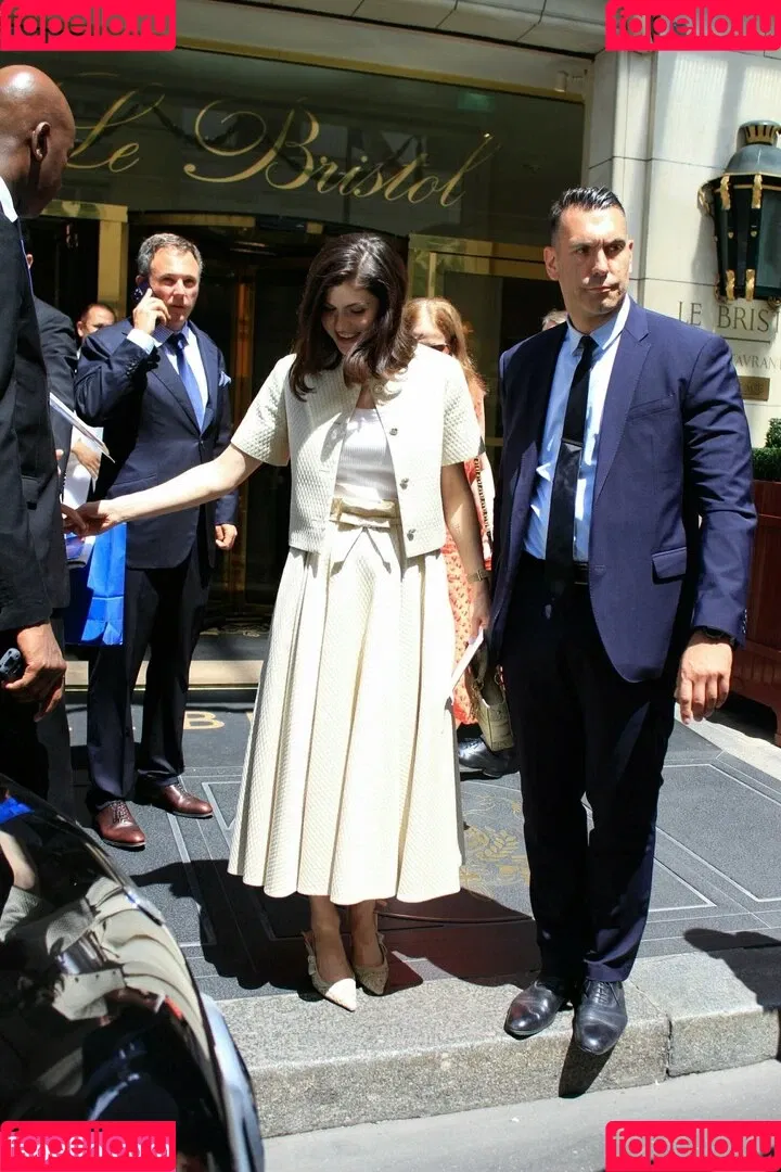 Alexandra Daddario / alexandradaddario Onlyfans Photo Gallery 