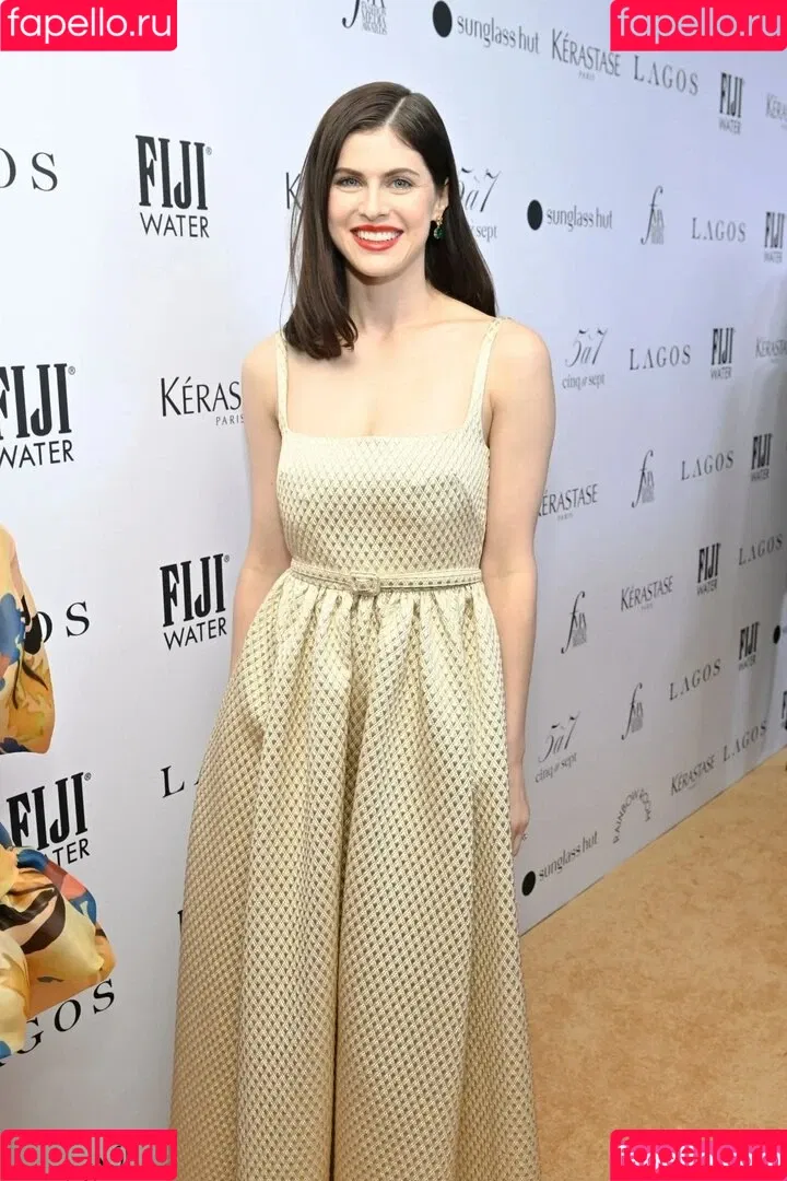Alexandra Daddario / alexandradaddario Onlyfans Photo Gallery 