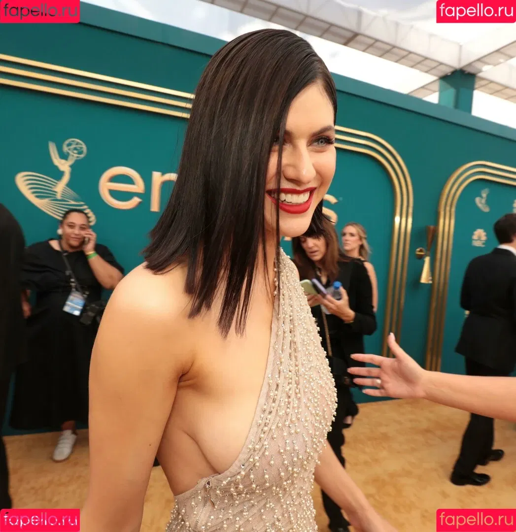 Alexandra Daddario / alexandradaddario Onlyfans Photo Gallery 