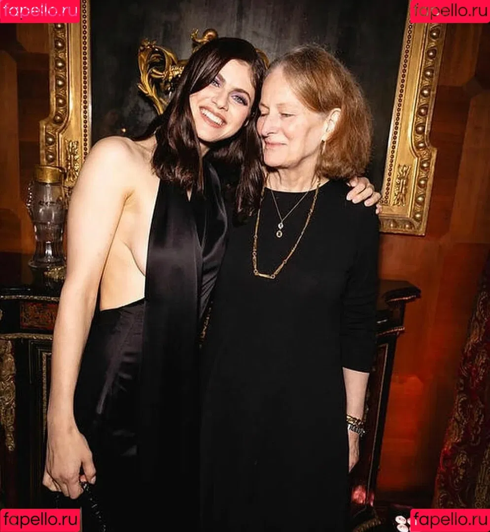Alexandra Daddario / alexandradaddario Onlyfans Photo Gallery 