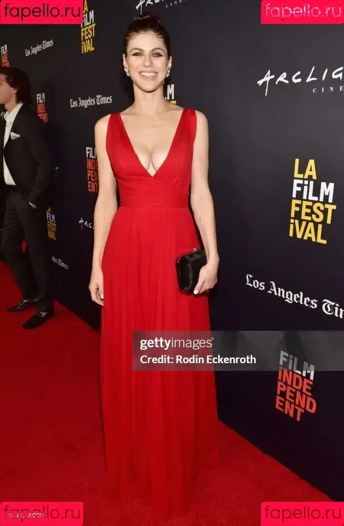 Alexandra Daddario / alexandradaddario Onlyfans Photo Gallery 