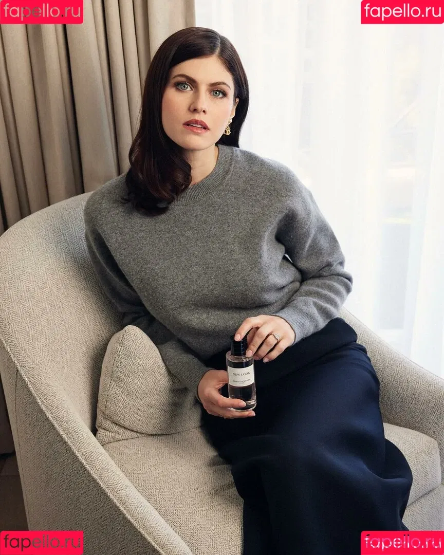 Alexandra Daddario / alexandradaddario Onlyfans Photo Gallery 
