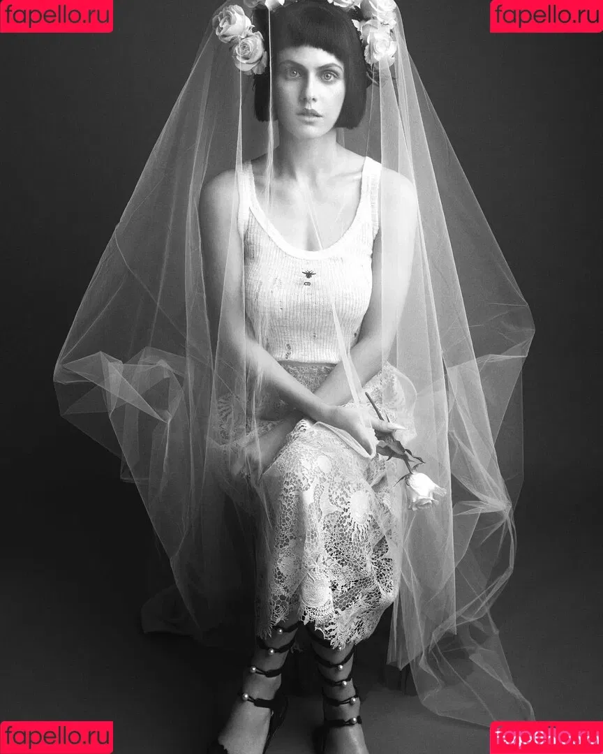 Alexandra Daddario / alexandradaddario Onlyfans Photo Gallery 