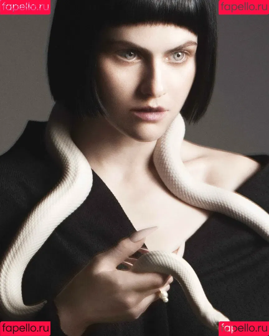 Alexandra Daddario / alexandradaddario Onlyfans Photo Gallery 